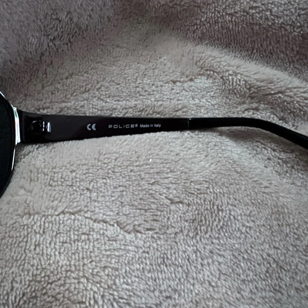 Police Brand Sunglasses S8415 COL0568 - Picture 3 of 8
